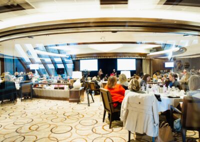 Crowd listening to a speech at The Common Ground of Energy Transformation event